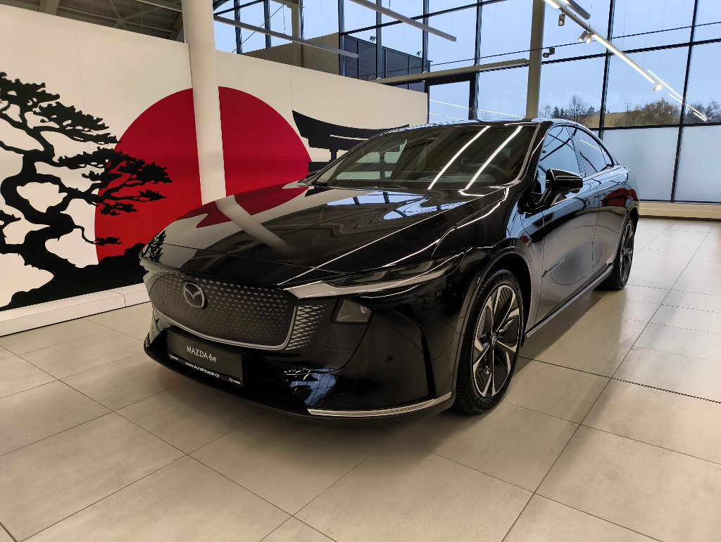 Mazda 6e