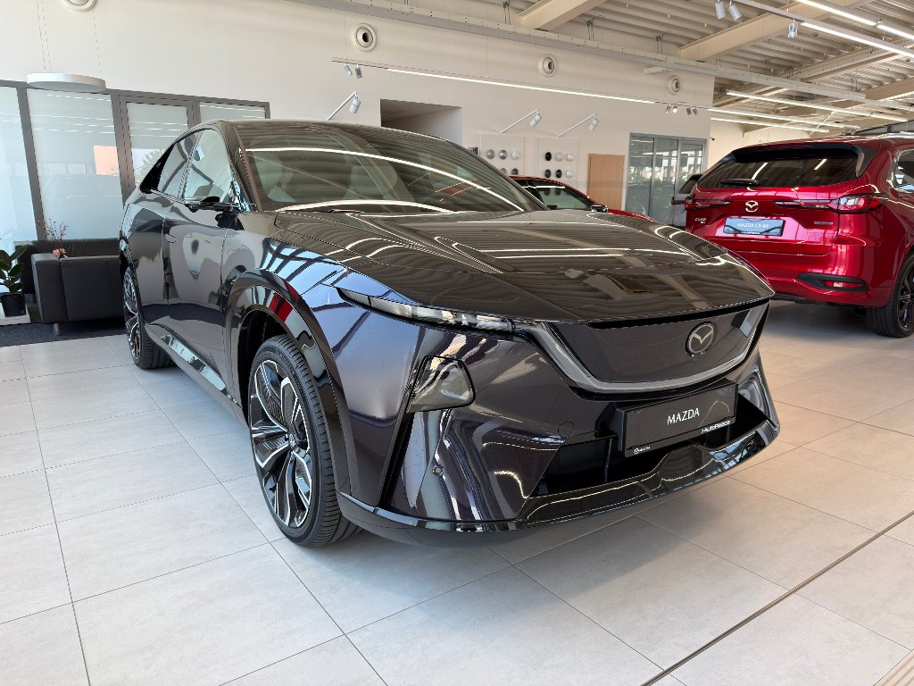 Mazda CX-6e